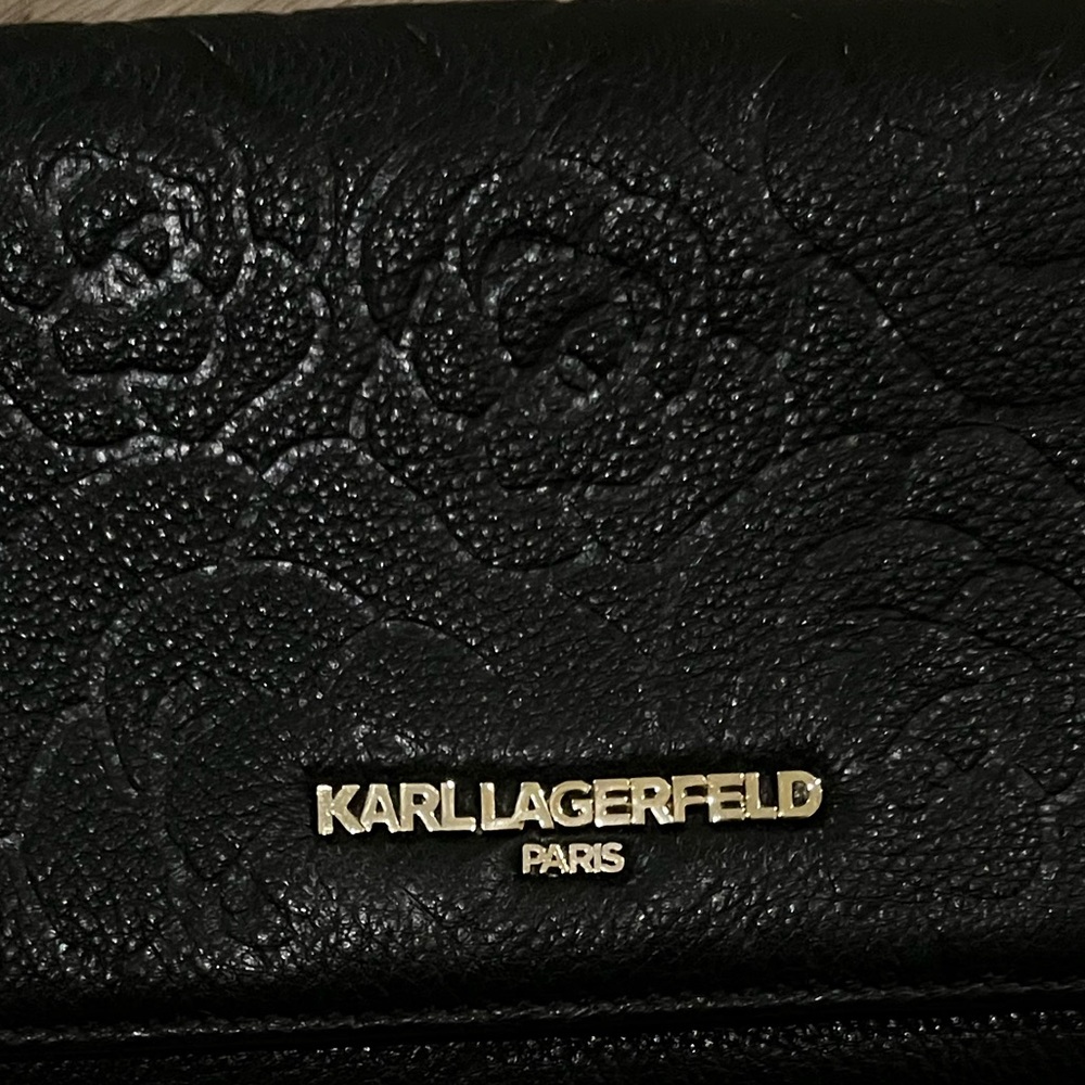 Karl Lagerfeld black wallet on chain rose detail - Picture 3 of 6